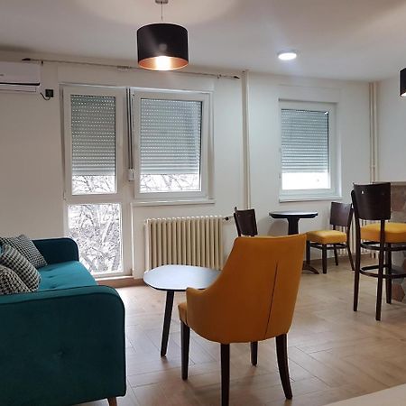 Apartman Simic 2 Valjevo Esterno foto