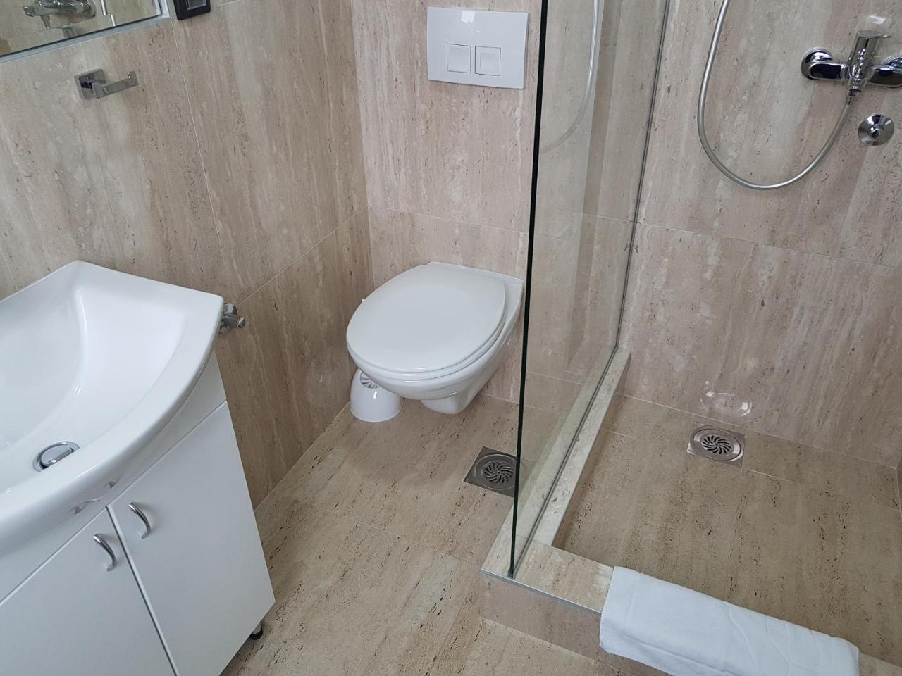 Apartman Simic 2 Valjevo Esterno foto